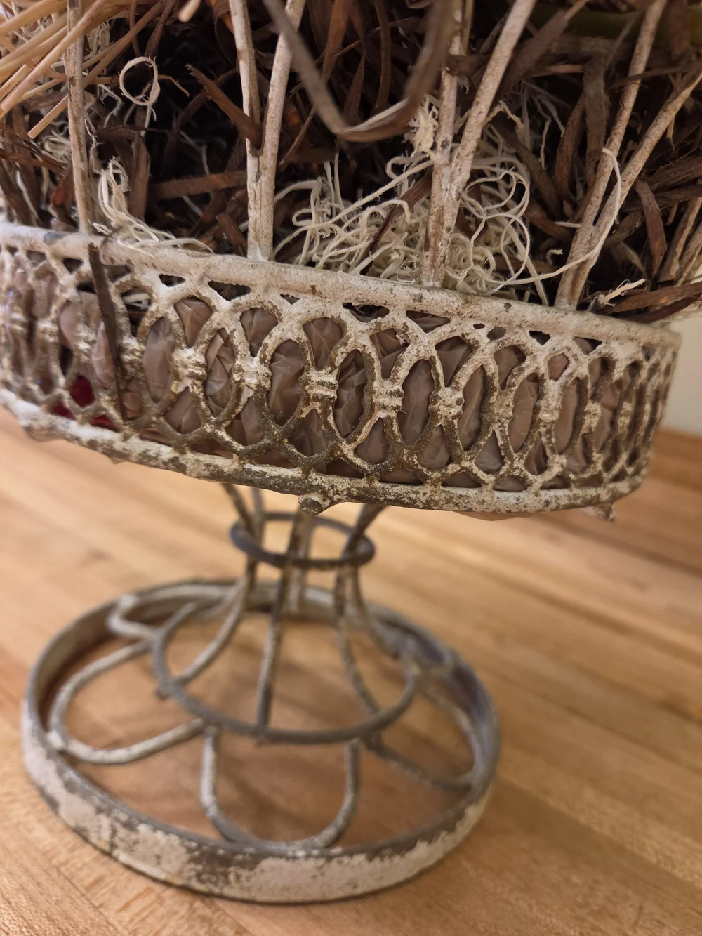 Cream Hyacinth Bulb Arrangement in Decorative Metal Pedestal